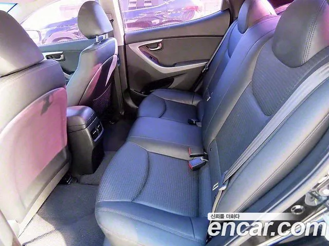 Hyundai AVANTE 2015 — фото 6