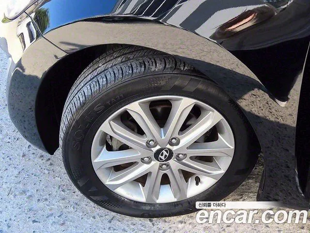 Hyundai AVANTE 2015 — фото 19