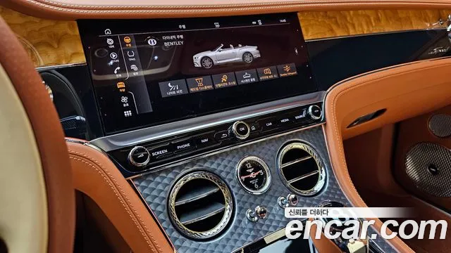 Bentley Continental 2022 — фото 13