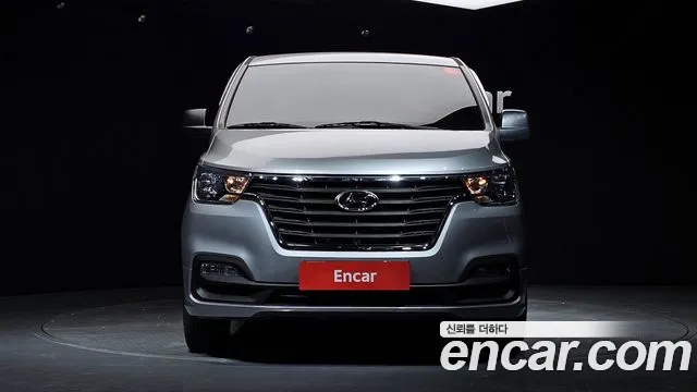 Hyundai Starex 2021 — фото 3
