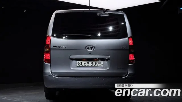 Hyundai Starex 2021 — фото 4