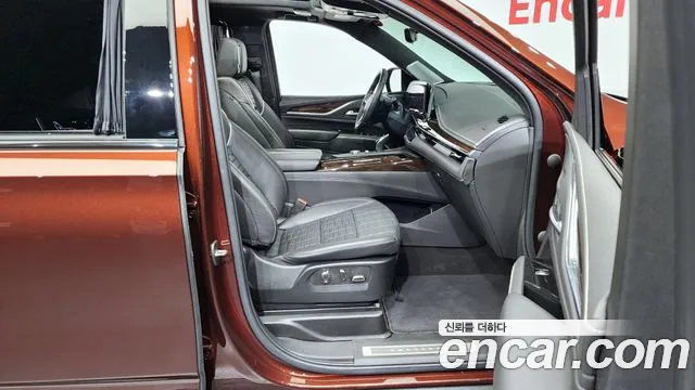Cadillac Escalade 2022 — фото 11