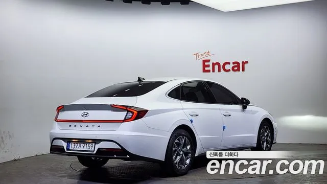 Hyundai Sonata 2022 — фото 2
