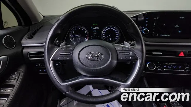 Hyundai Sonata 2022 — фото 16