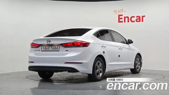 Hyundai AVANTE 2017 — фото 2