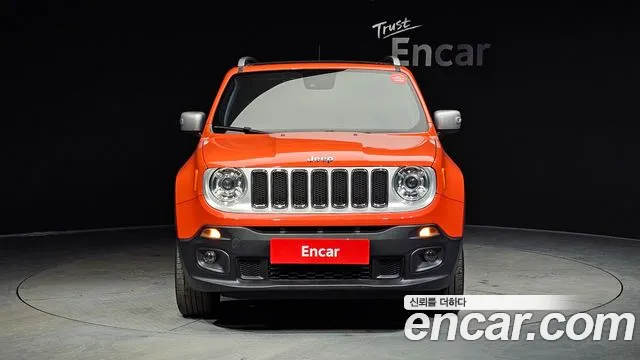 Jeep Renegade 2018 — фото 3