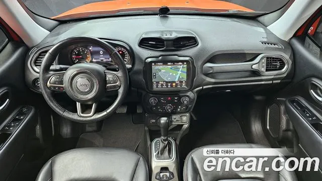 Jeep Renegade 2018 — фото 7