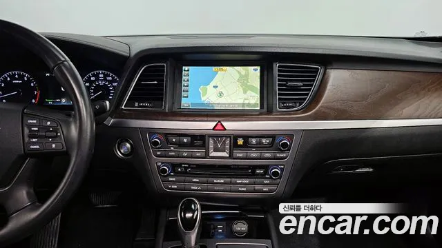 Hyundai Genesis 2015 — фото 15