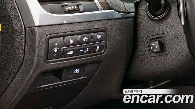 Hyundai Genesis 2015 — фото 17