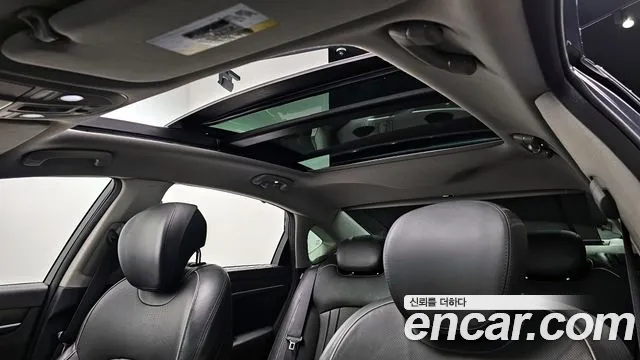 Hyundai Genesis 2015 — фото 18