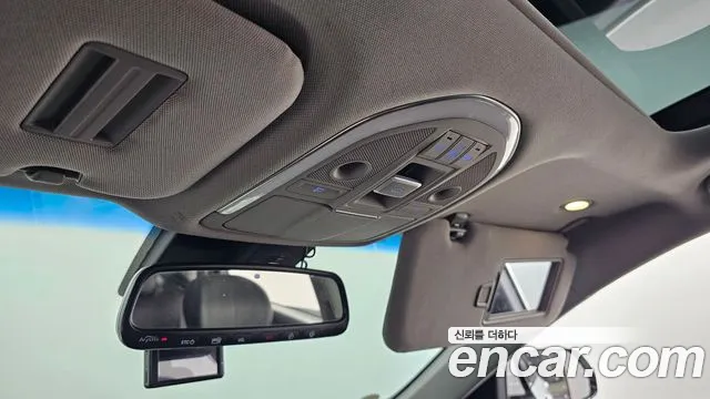 Hyundai Genesis 2016 — фото 18