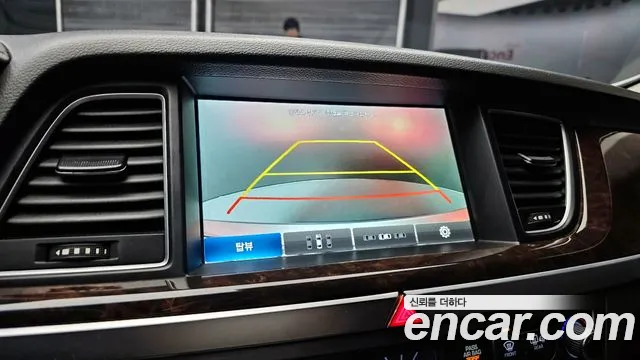 Hyundai Genesis 2016 — фото 15