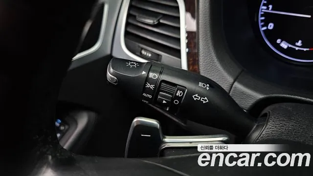 Hyundai Genesis 2016 — фото 15