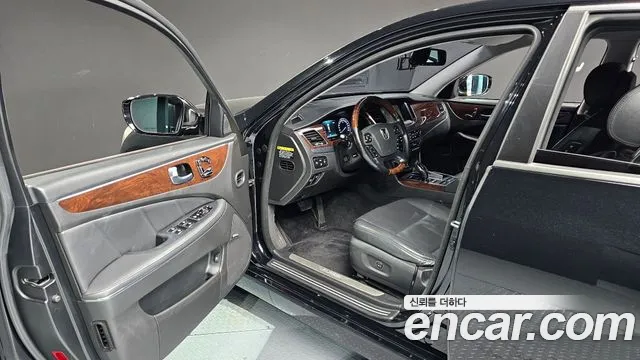 Hyundai Equus 2014 — фото 11