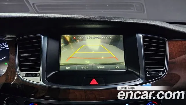 Hyundai Equus 2014 — фото 16