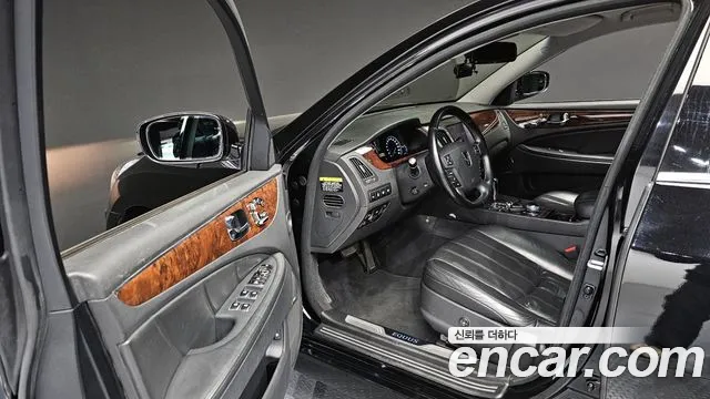 Hyundai Equus 2010 — фото 11