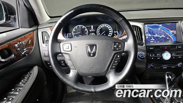 Hyundai Equus 2010 — фото 13