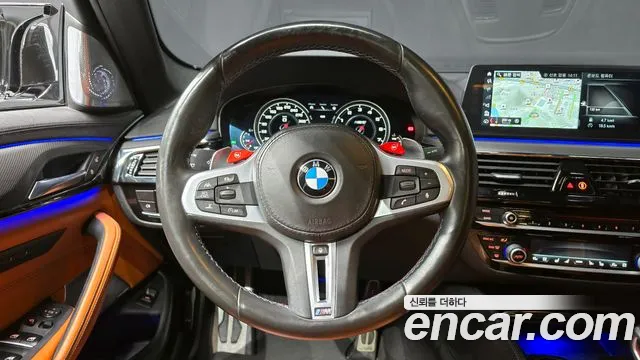 BMW M5 2018 — фото 13