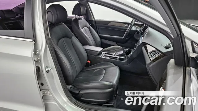 Hyundai Sonata 2016 — фото 12