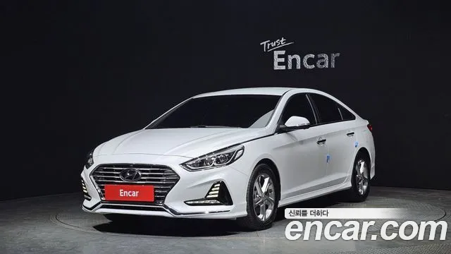 Hyundai Sonata 2018 — фото 1