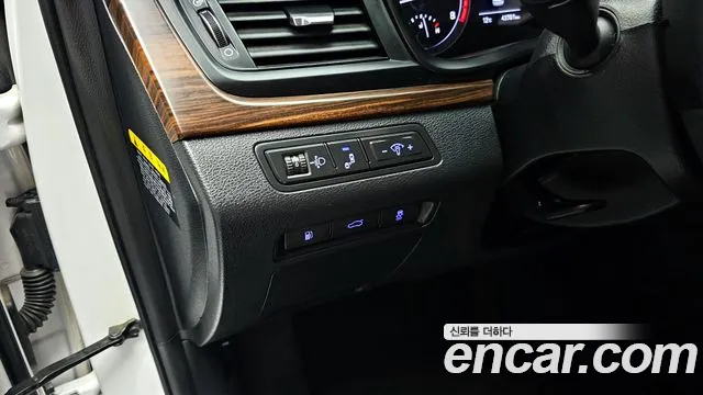 Hyundai Sonata 2018 — фото 17