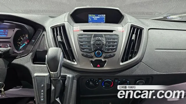 Ford Transit 2016 — фото 16
