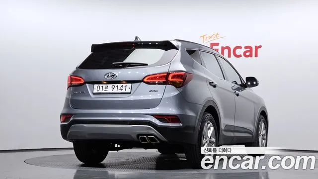 Hyundai Santafe 2018 — фото 2