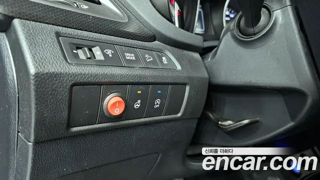 Hyundai Santafe 2018 — фото 15