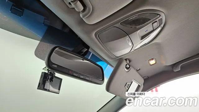 Hyundai Santafe 2018 — фото 16