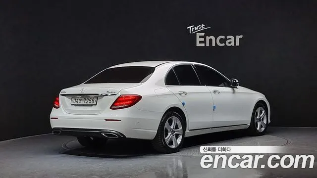 Mercedes-Benz E-Class 2018 — фото 2