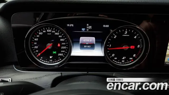Mercedes-Benz E-Class 2018 — фото 8