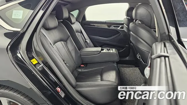 Hyundai Genesis 2016 — фото 12