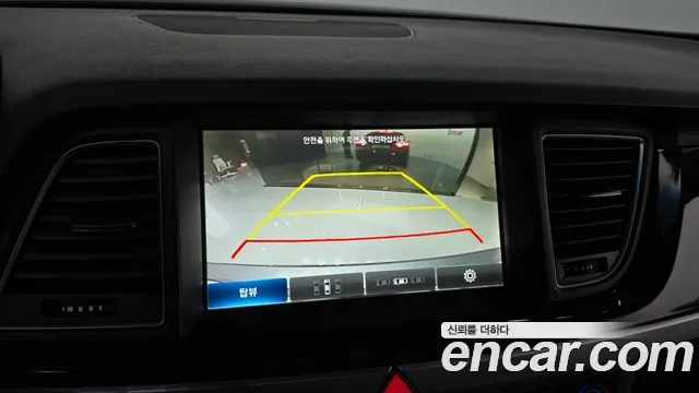 Hyundai Genesis 2015 — фото 15