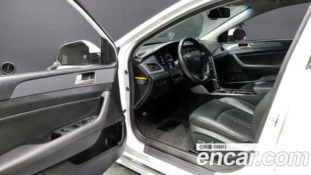Hyundai Sonata 2015 — фото 10