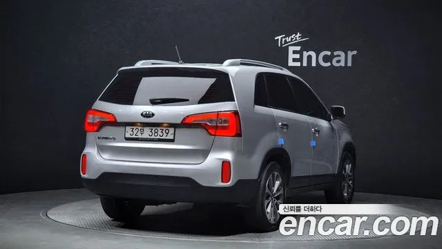 Kia Sorento 2013 — фото 2