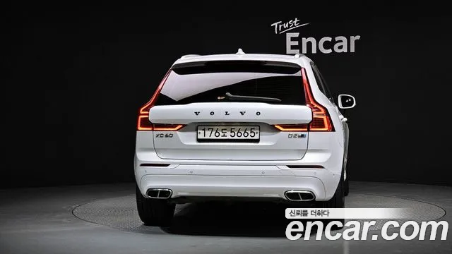 Volvo XC60 2020 — фото 4