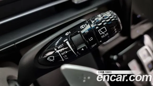 Hyundai Staria 2024 — фото 17
