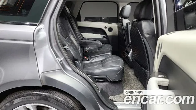 Land Rover Range Rover Sport 2016 — фото 12
