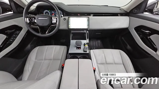 Land Rover Range Rover Evoque 2024 — фото 7