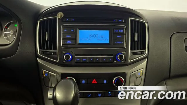 Hyundai Starex 2019 — фото 15