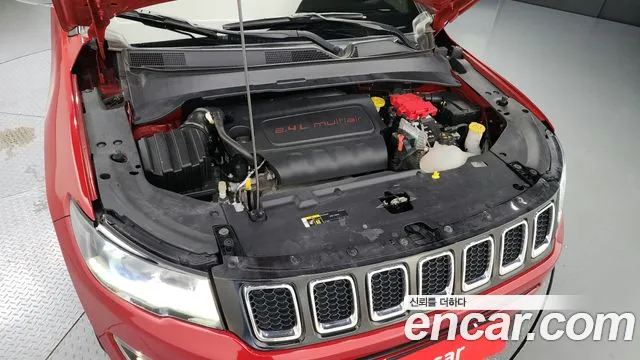 Jeep Compass 2020 — фото 6