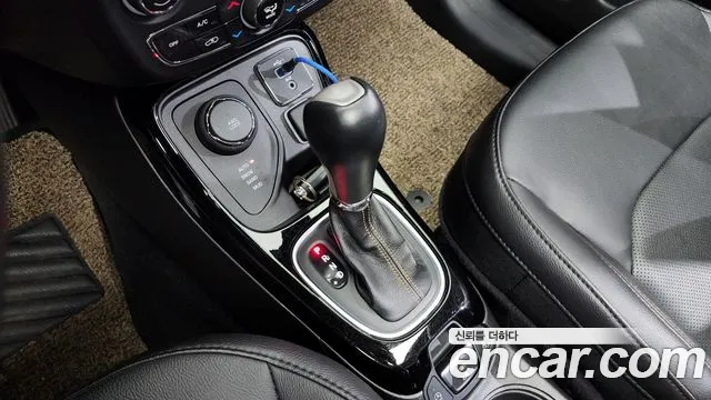 Jeep Compass 2020 — фото 9