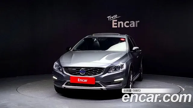 Volvo V60 2016 — фото 3