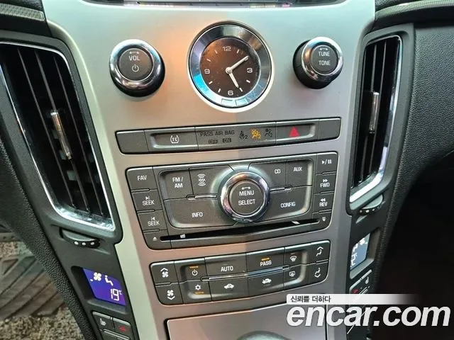 Cadillac CTS 2010 — фото 10