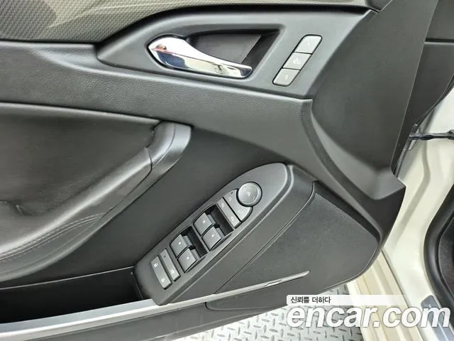 Cadillac CTS 2010 — фото 16