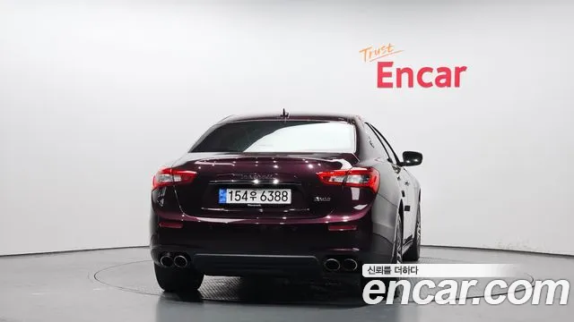 Maserati Ghibli 2017 — фото 4