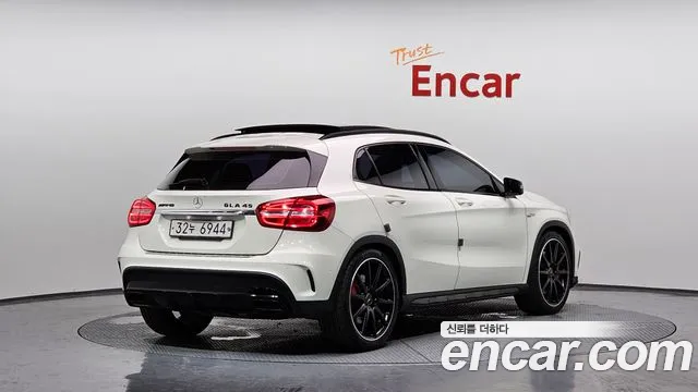 Mercedes-Benz GLA-Class 2016 — фото 2
