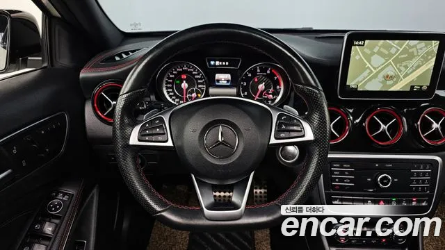 Mercedes-Benz GLA-Class 2016 — фото 13