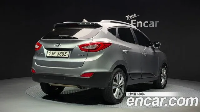 Hyundai Tucson 2015 — фото 2