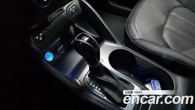 Hyundai Tucson 2015 — фото 9
